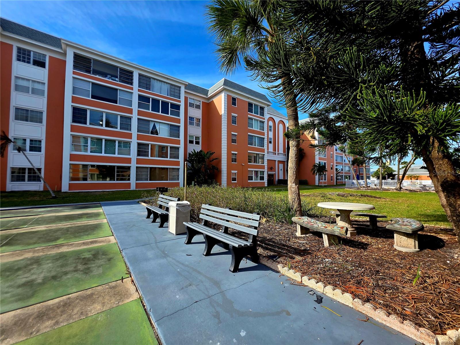 Image 62 of 66 For 6960 20th Avenue N 302