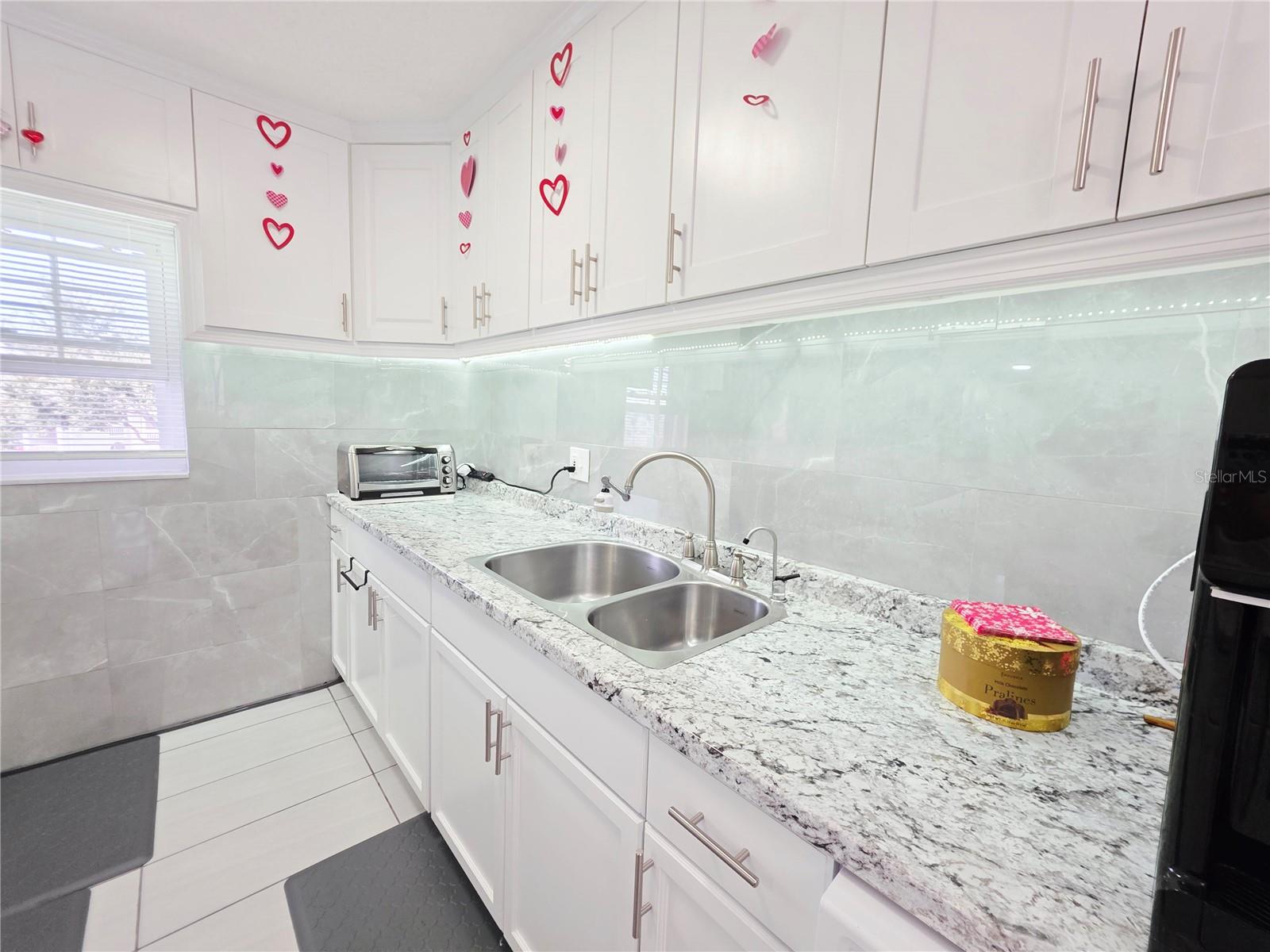 Image 8 of 66 For 6960 20th Avenue N 302