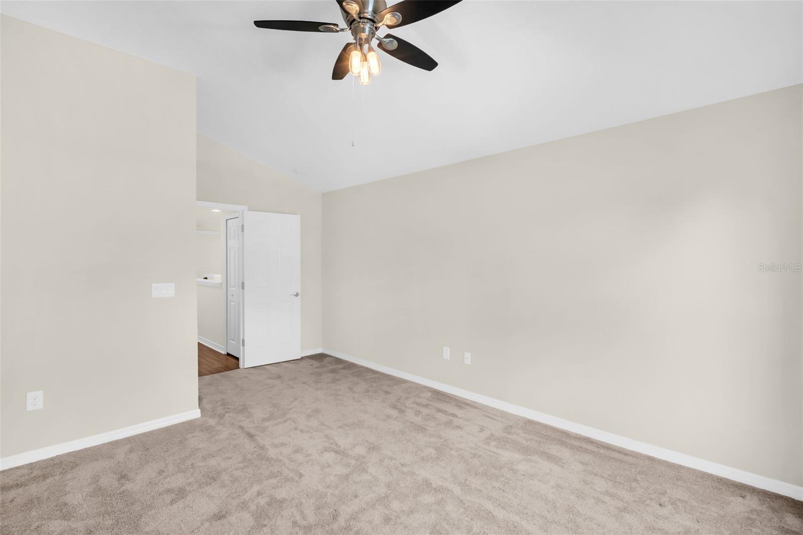 Image 37 of 52 For 4739 Silverking Way