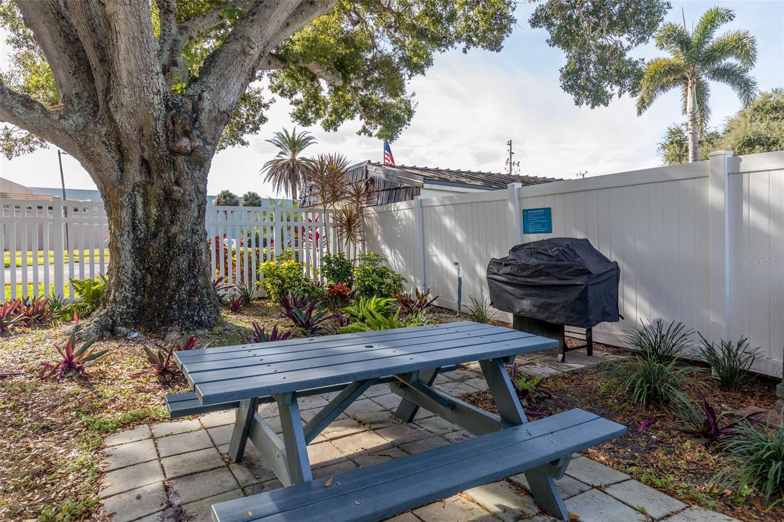 Image 26 of 46 For 14130 Rosemary Lane 1201