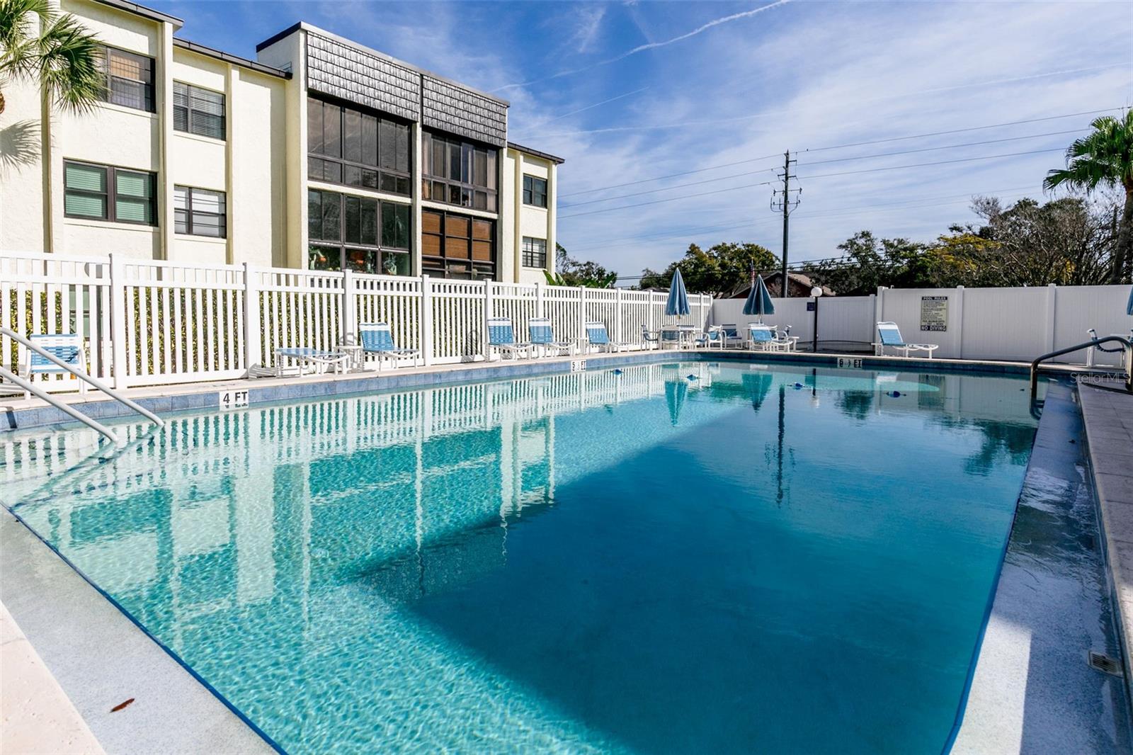 Image 32 of 46 For 14130 Rosemary Lane 1201