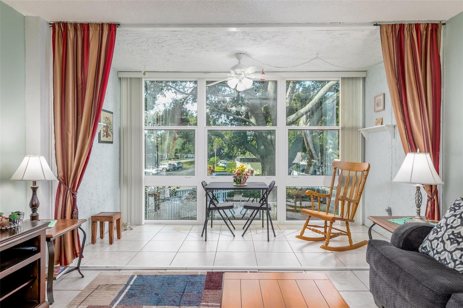 Image 9 of 46 For 14130 Rosemary Lane 1201