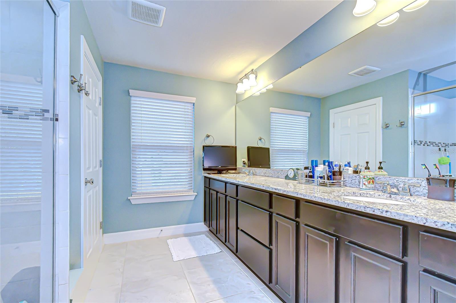 Image 21 of 34 For 1521 Banner Elk Street