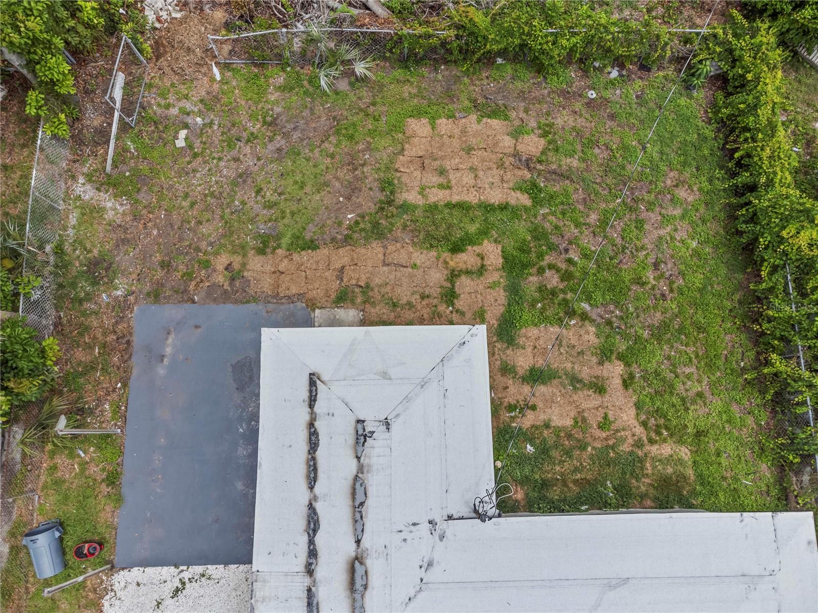 Image 30 of 37 For 2465 16th Avenue S