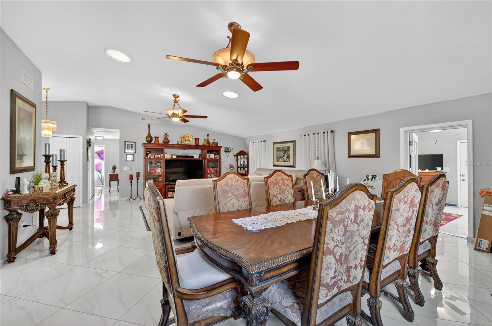 Image 10 of 51 For 6514 Seafairer Drive