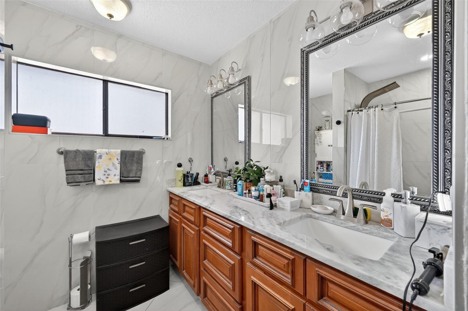 Image 23 of 51 For 6514 Seafairer Drive