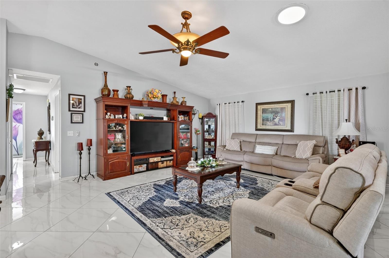 Image 5 of 51 For 6514 Seafairer Drive