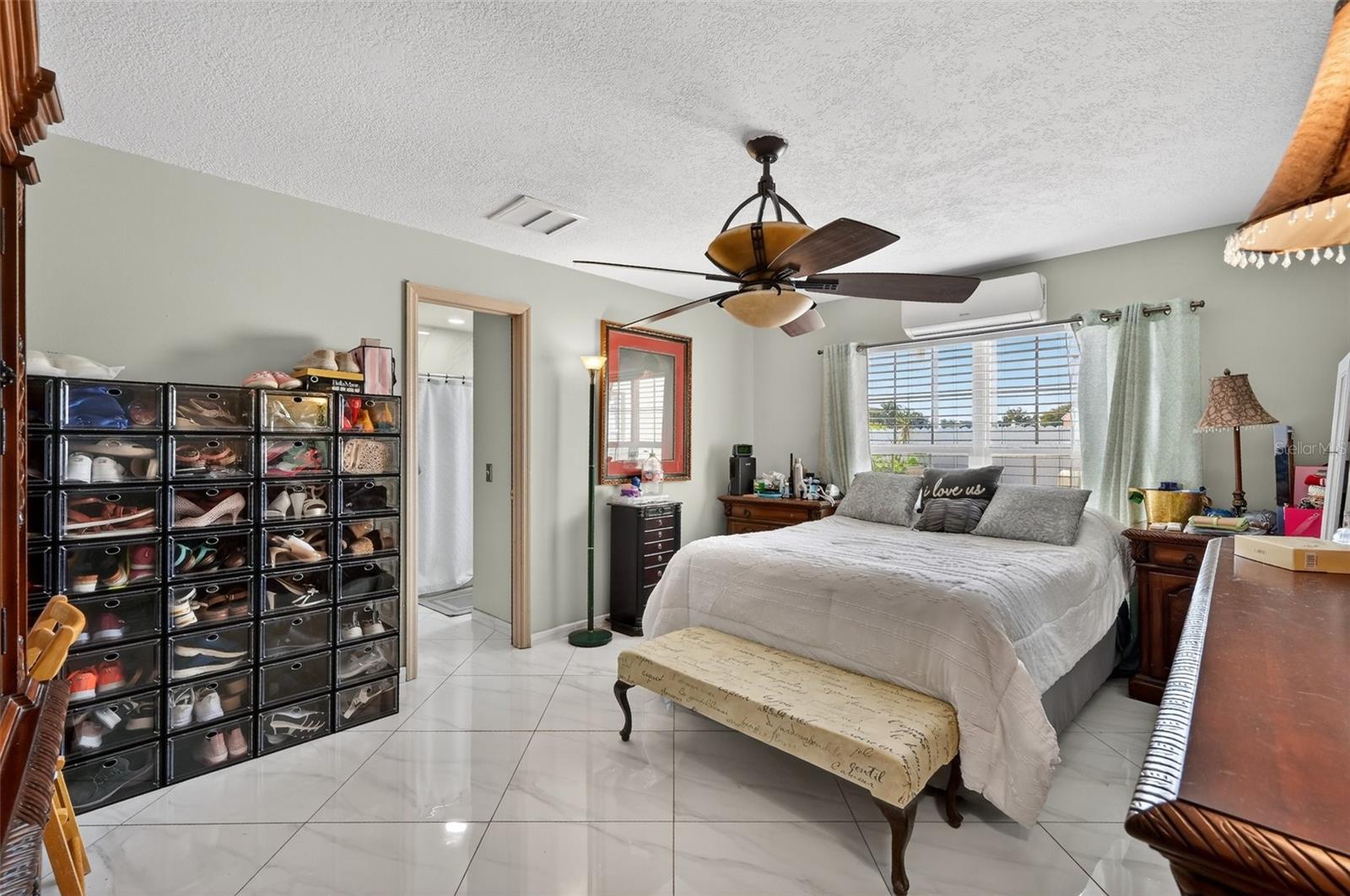 Image 7 of 51 For 6514 Seafairer Drive