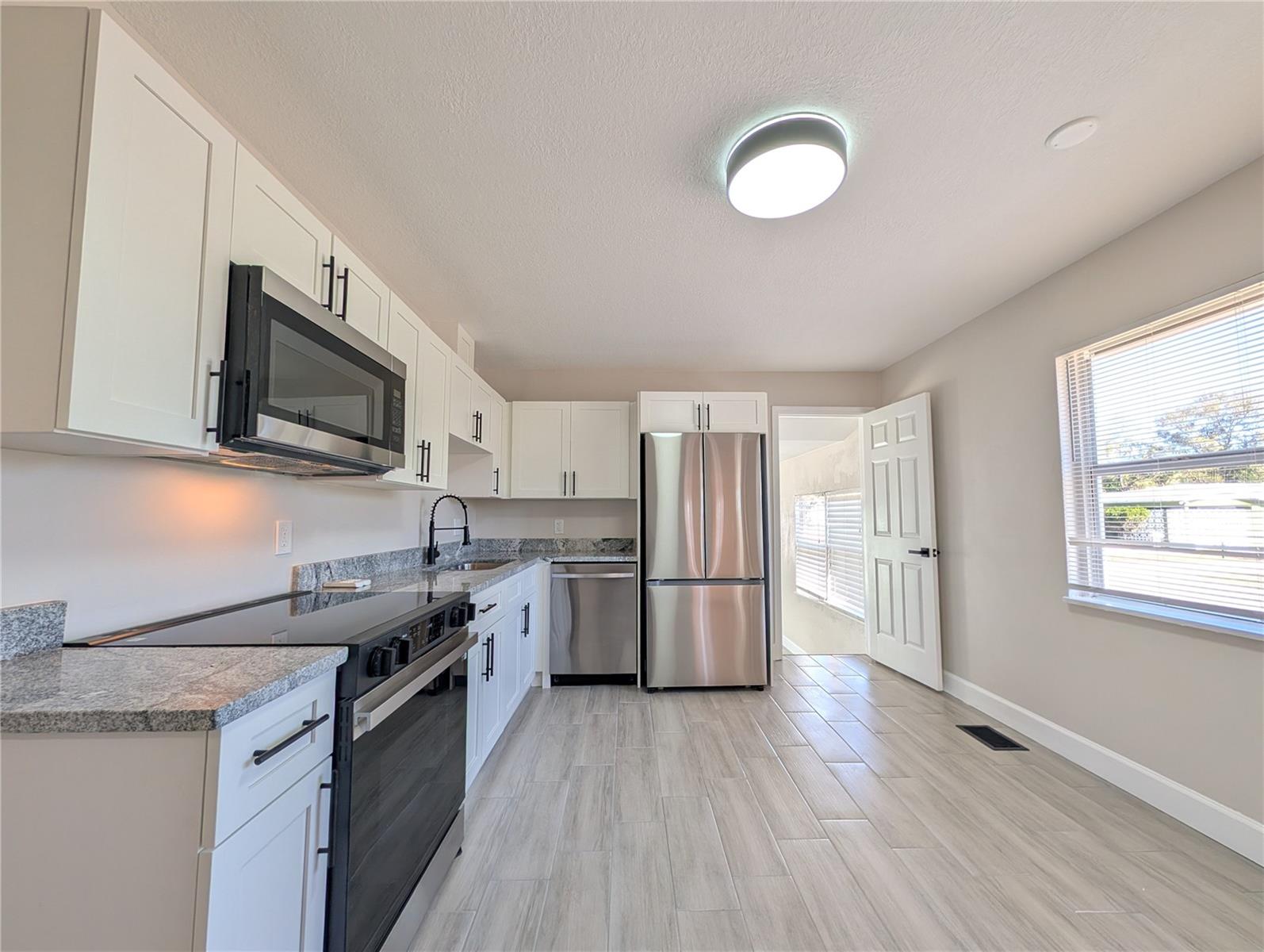 Image 10 of 29 For 2411 45th Street S