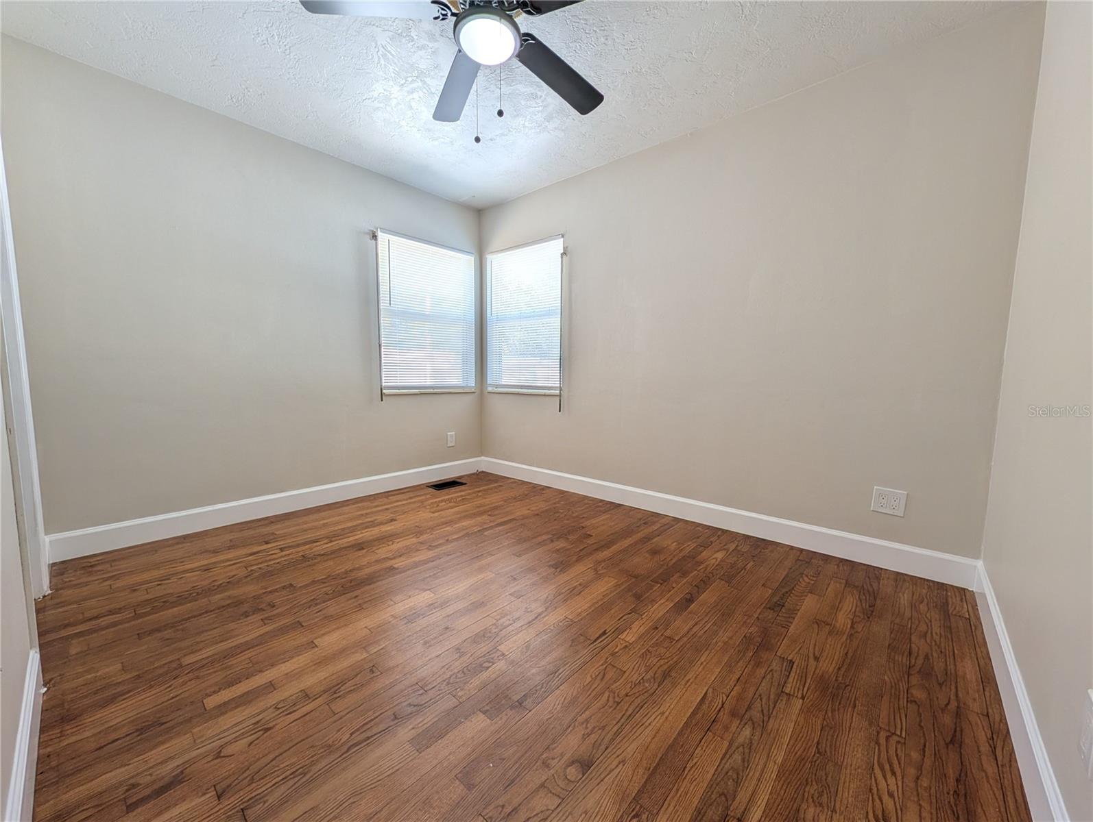 Image 17 of 29 For 2411 45th Street S