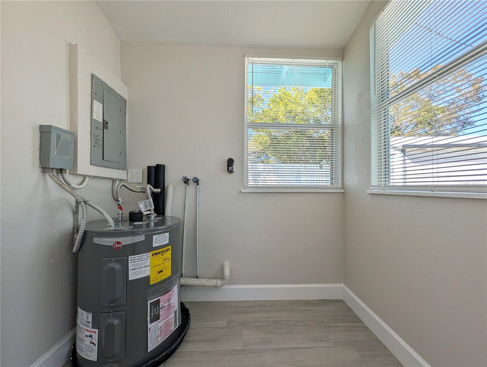 Image 19 of 29 For 2411 45th Street S