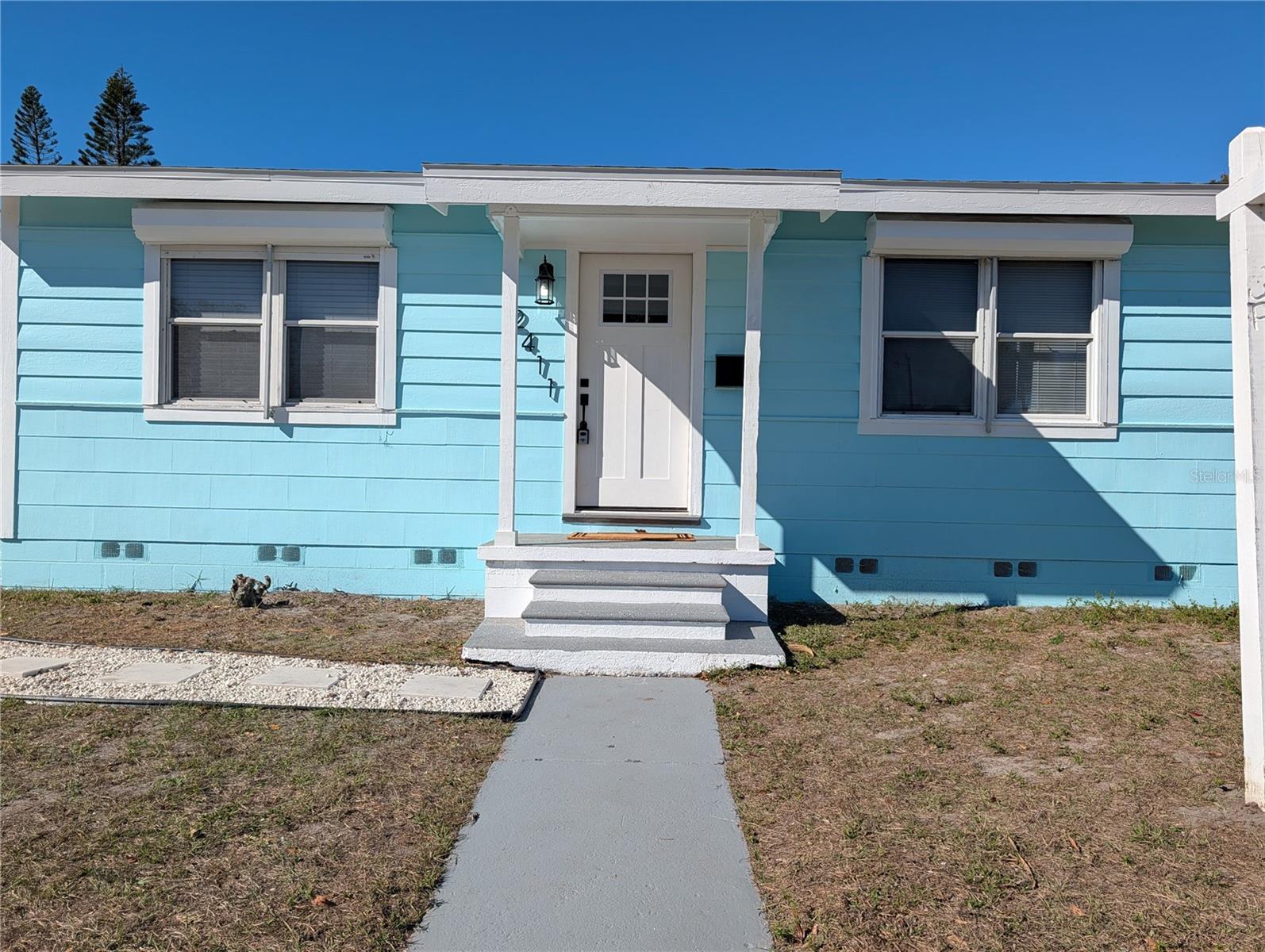 Image 2 of 29 For 2411 45th Street S