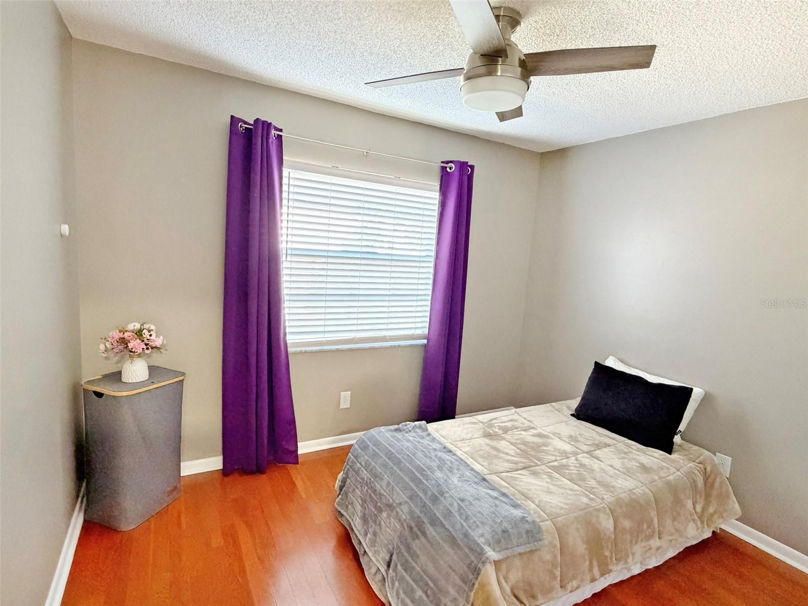 Image 25 of 34 For 8518 Misty River Court