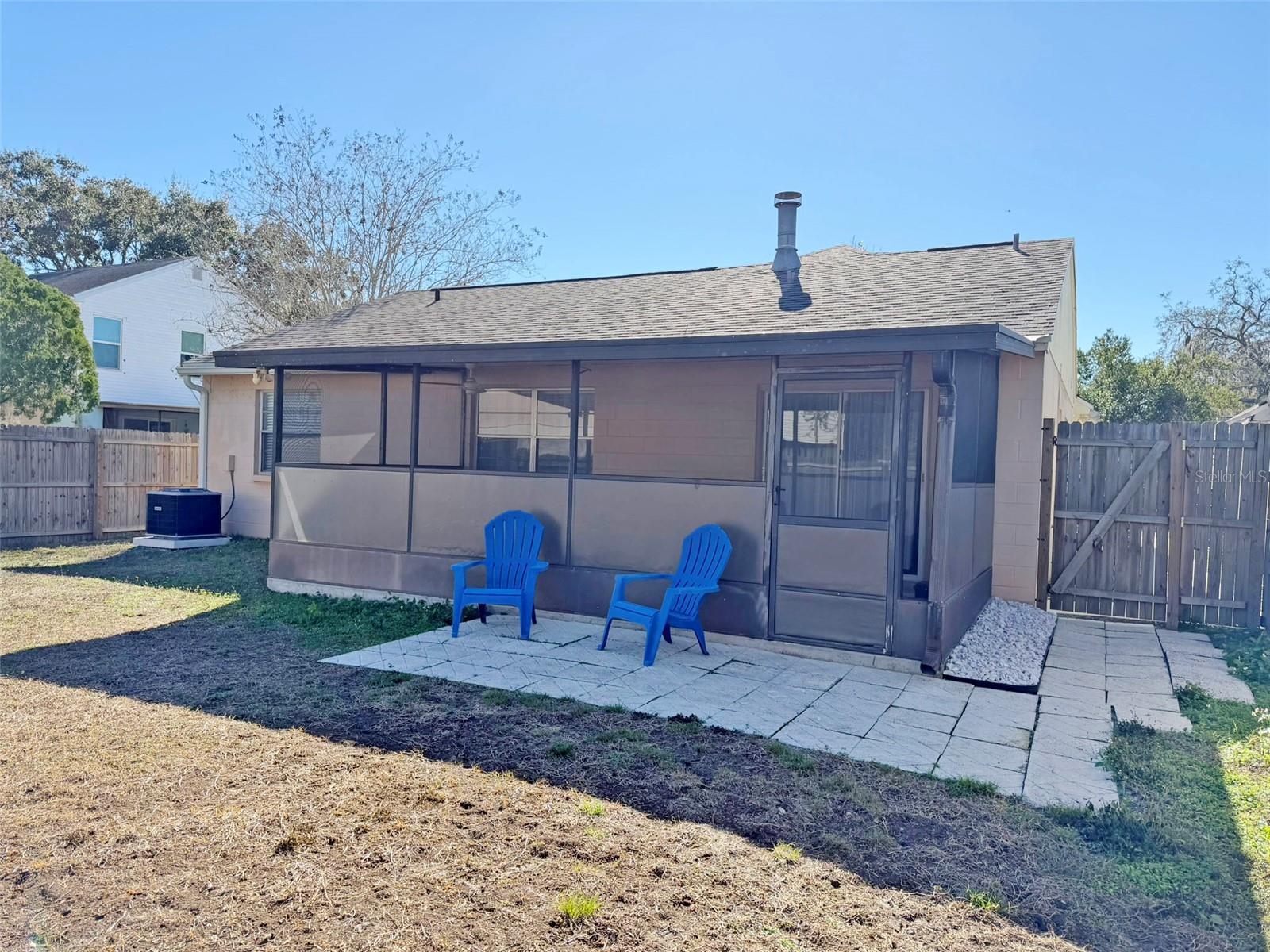 Image 31 of 34 For 8518 Misty River Court