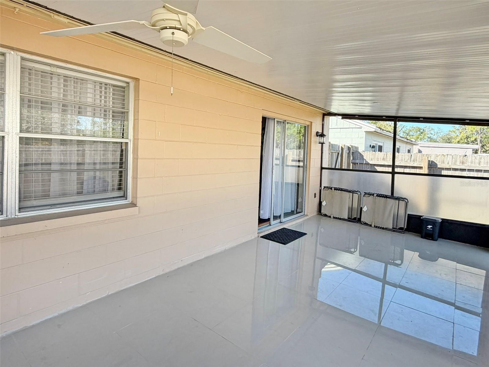 Image 6 of 34 For 8518 Misty River Court