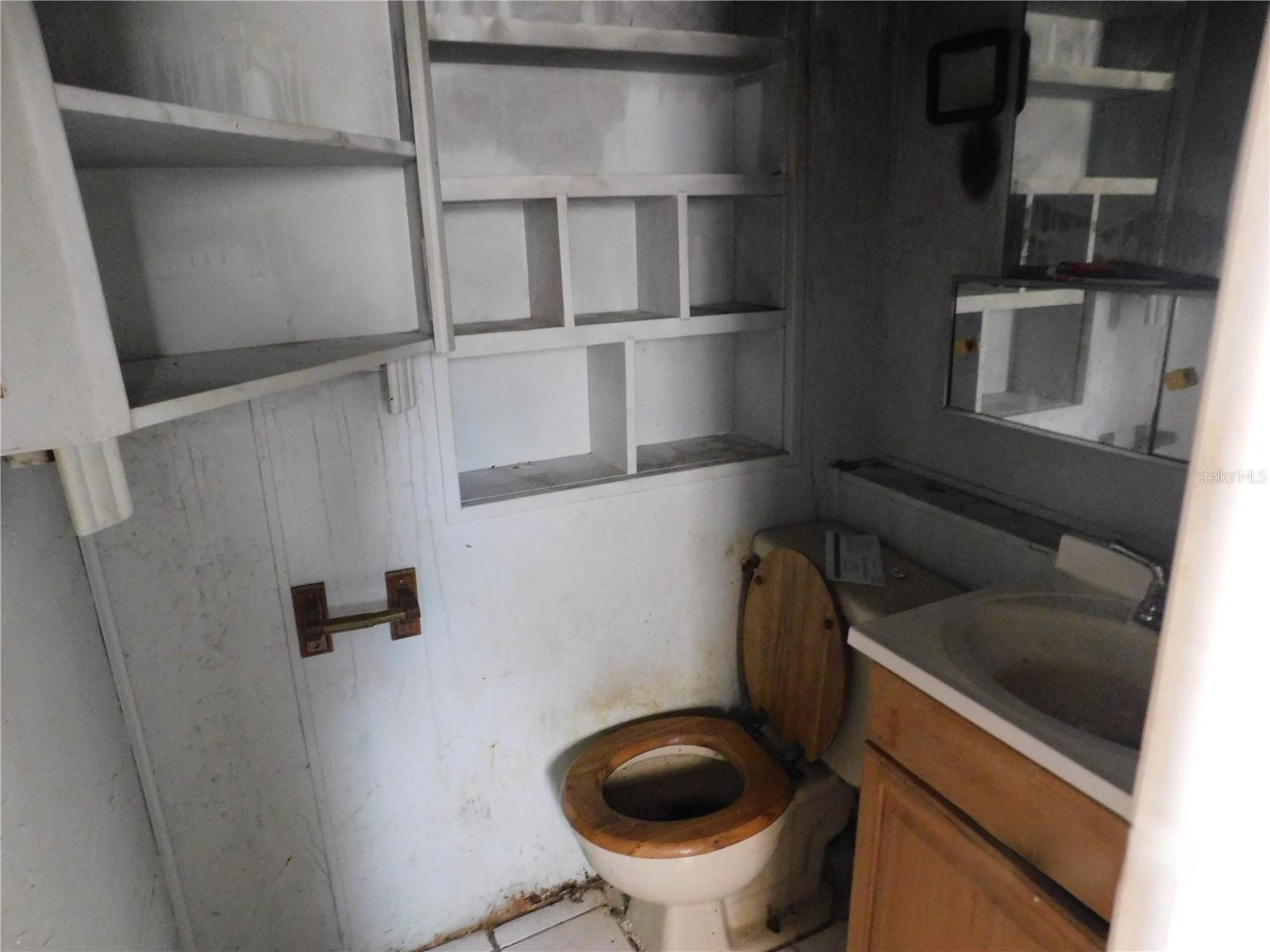 Image 12 of 18 For 2002 Okaloosa Avenue