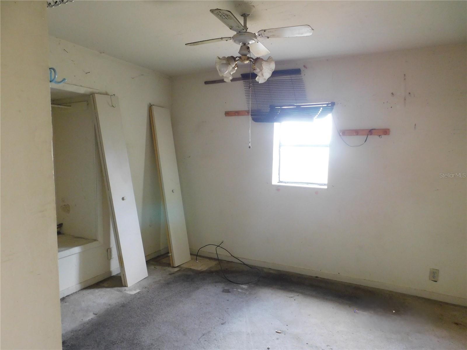 Image 9 of 18 For 2002 Okaloosa Avenue