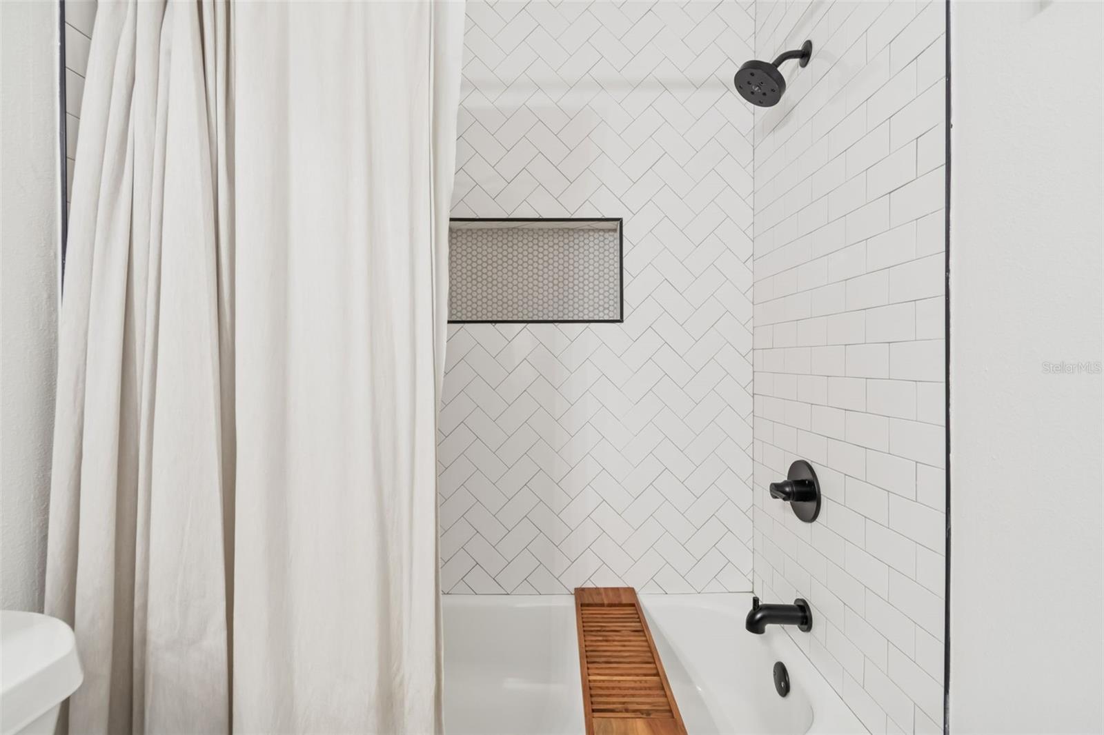 Image 28 of 38 For 4315 Honey Vista Circle