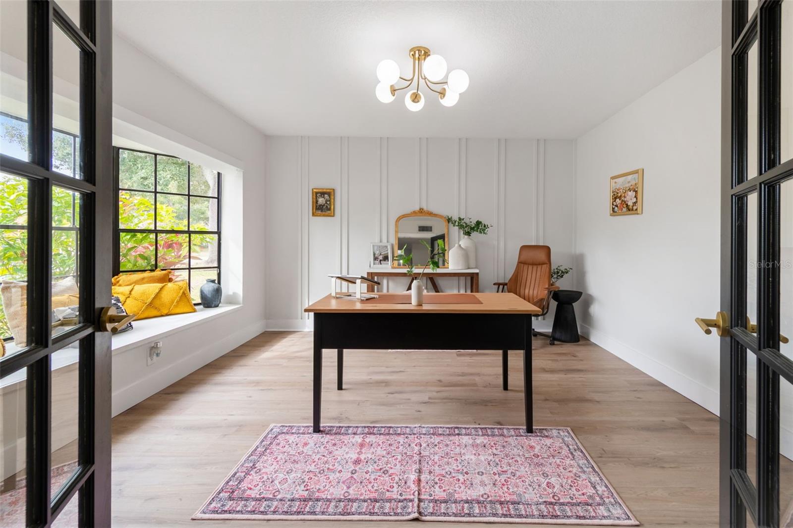 Image 4 of 38 For 4315 Honey Vista Circle