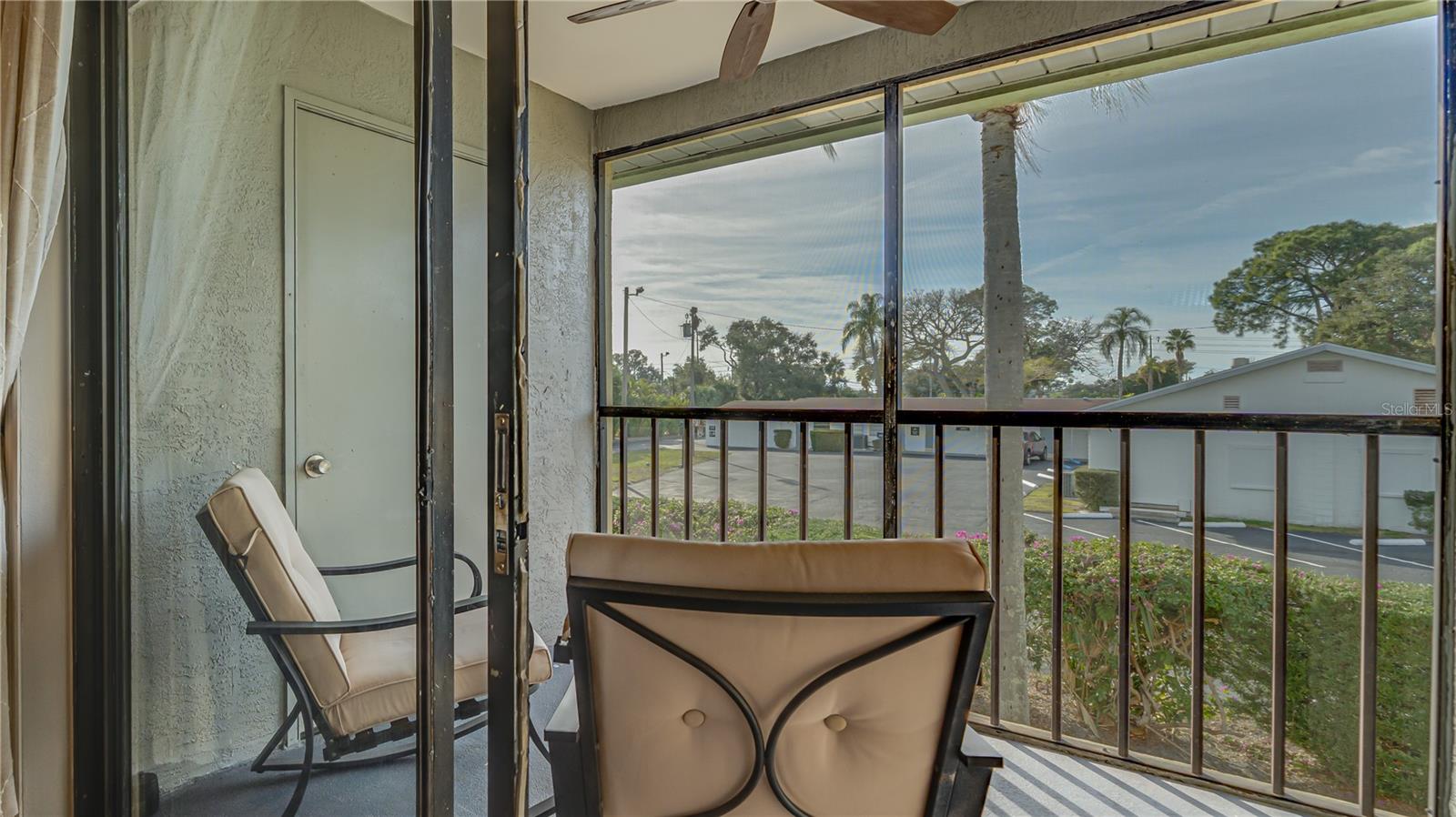 Image 13 of 35 For 6145 113th Street 415