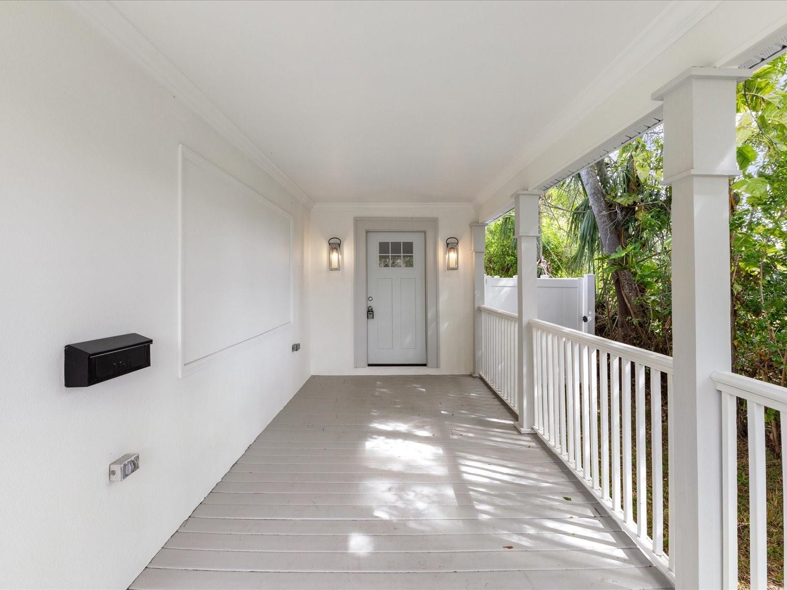 Image 3 of 40 For 445 33rd Avenue N