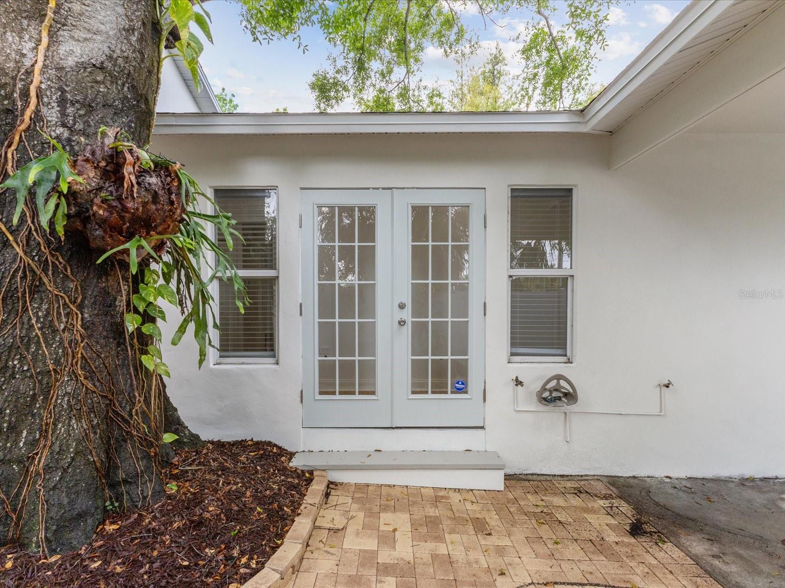 Image 35 of 40 For 445 33rd Avenue N