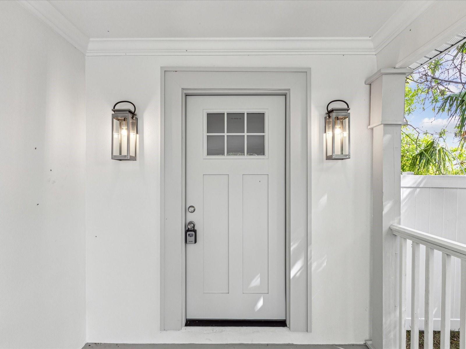 Image 4 of 40 For 445 33rd Avenue N