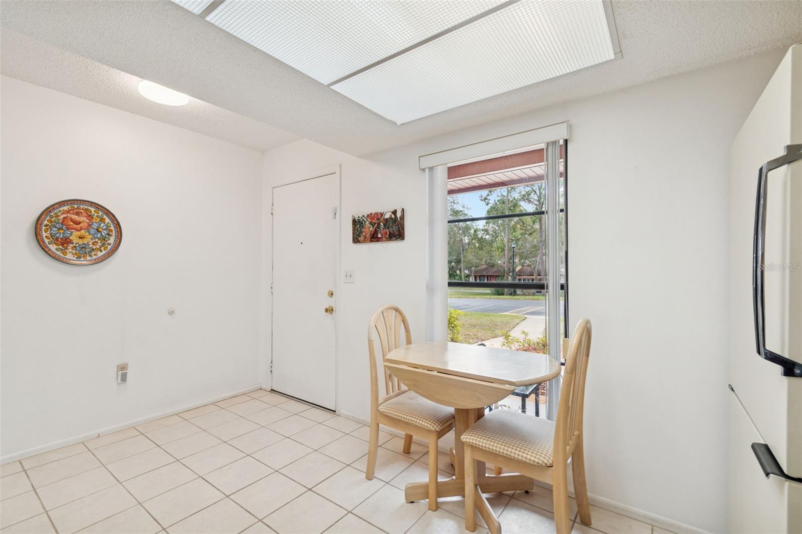 Image 6 of 39 For 7519 Greystone Drive