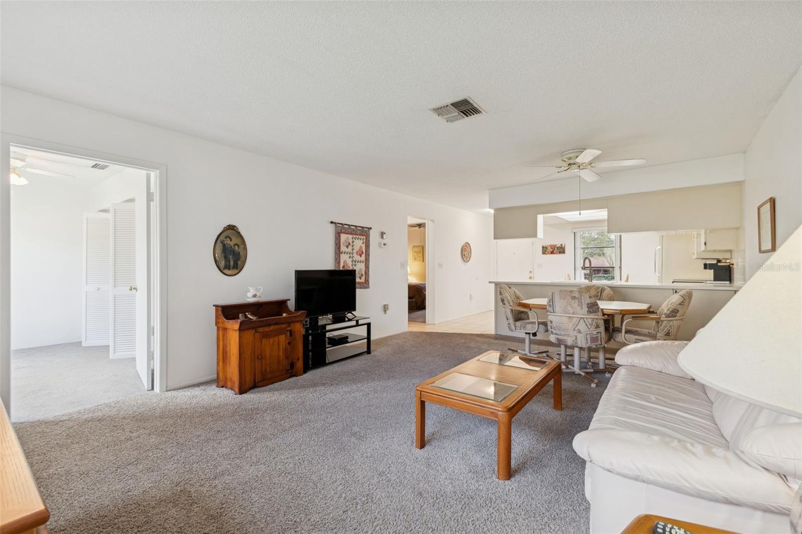 Image 8 of 39 For 7519 Greystone Drive