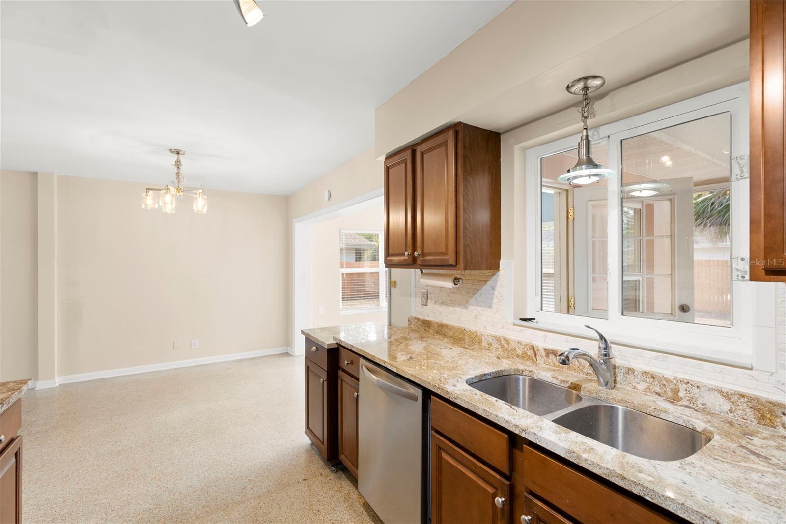 Image 12 of 27 For 3294 Harbor Lake Drive