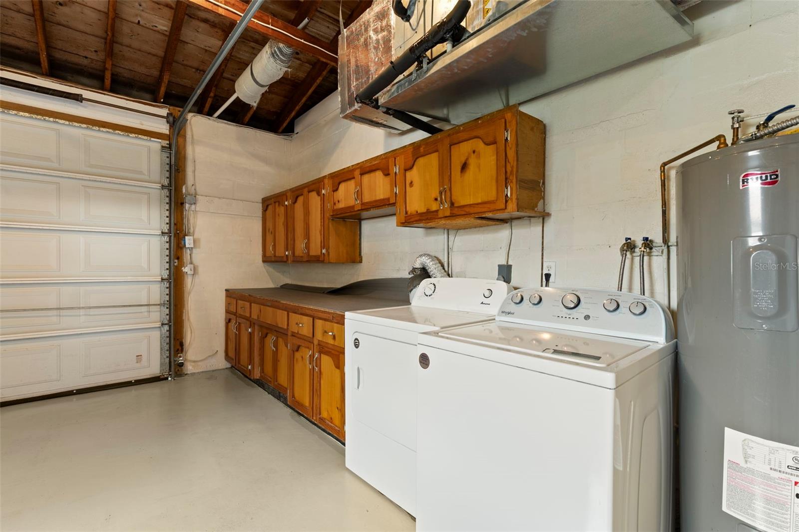 Image 21 of 27 For 3294 Harbor Lake Drive