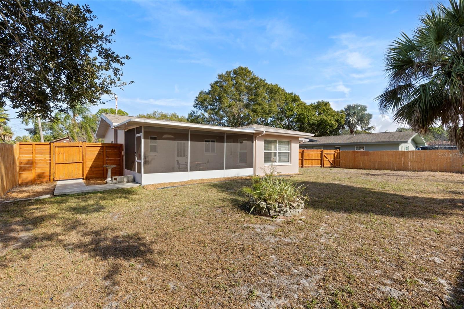 Image 25 of 27 For 3294 Harbor Lake Drive