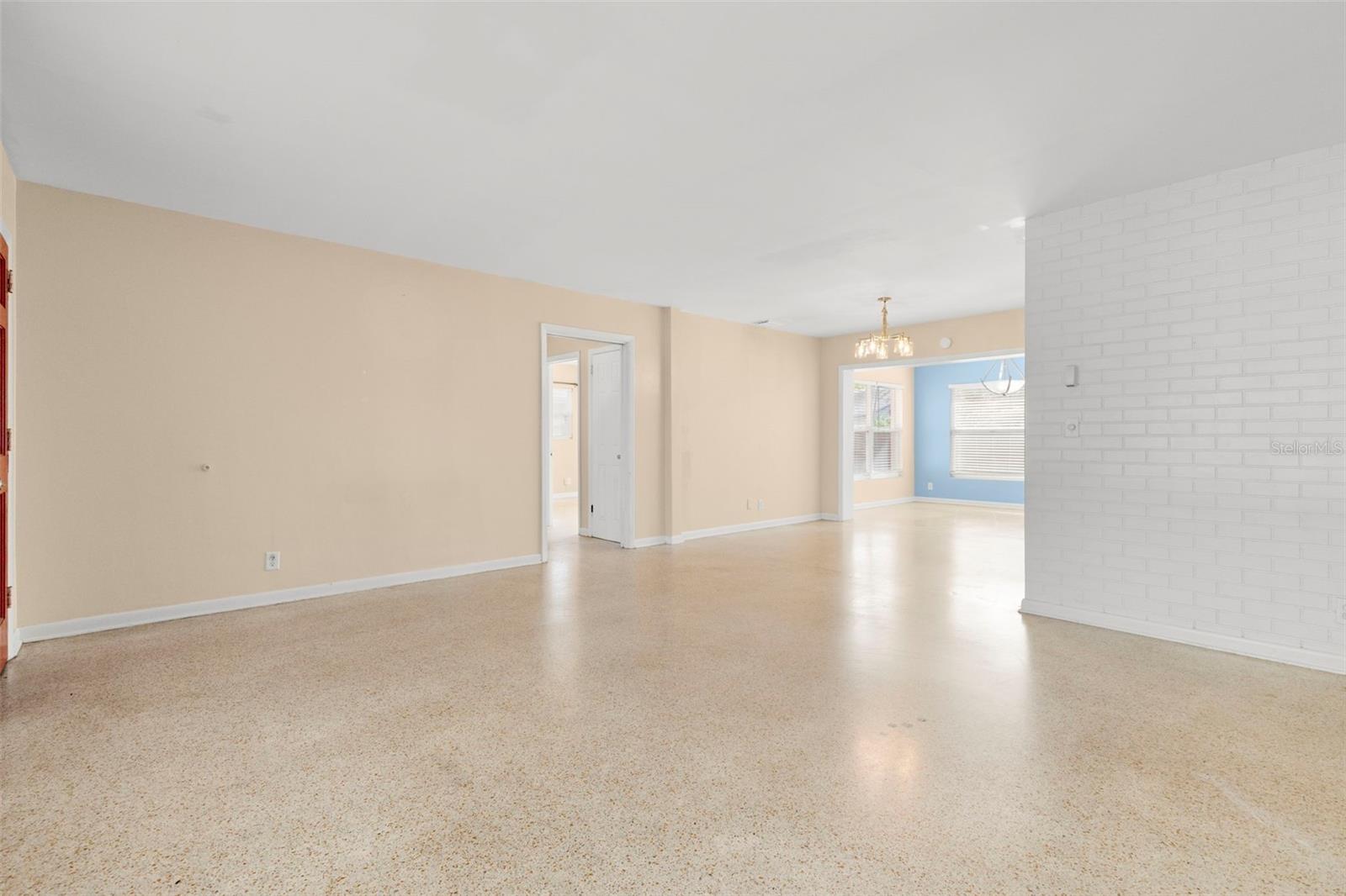 Image 6 of 27 For 3294 Harbor Lake Drive