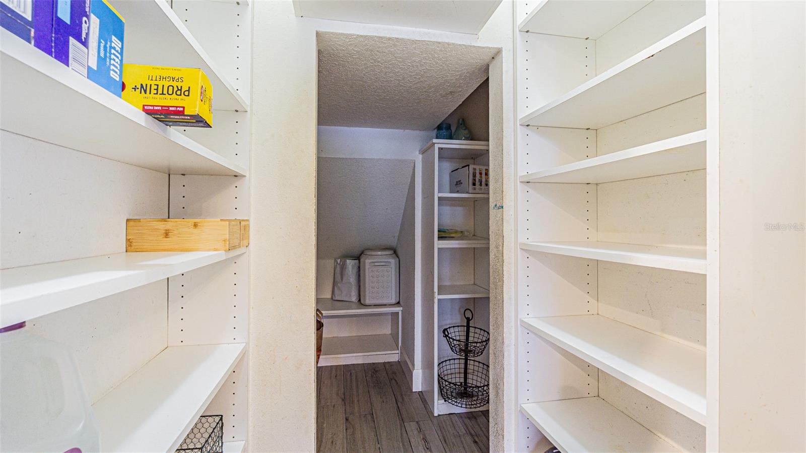 Image 12 of 51 For 2807 Windcrest Oaks Court