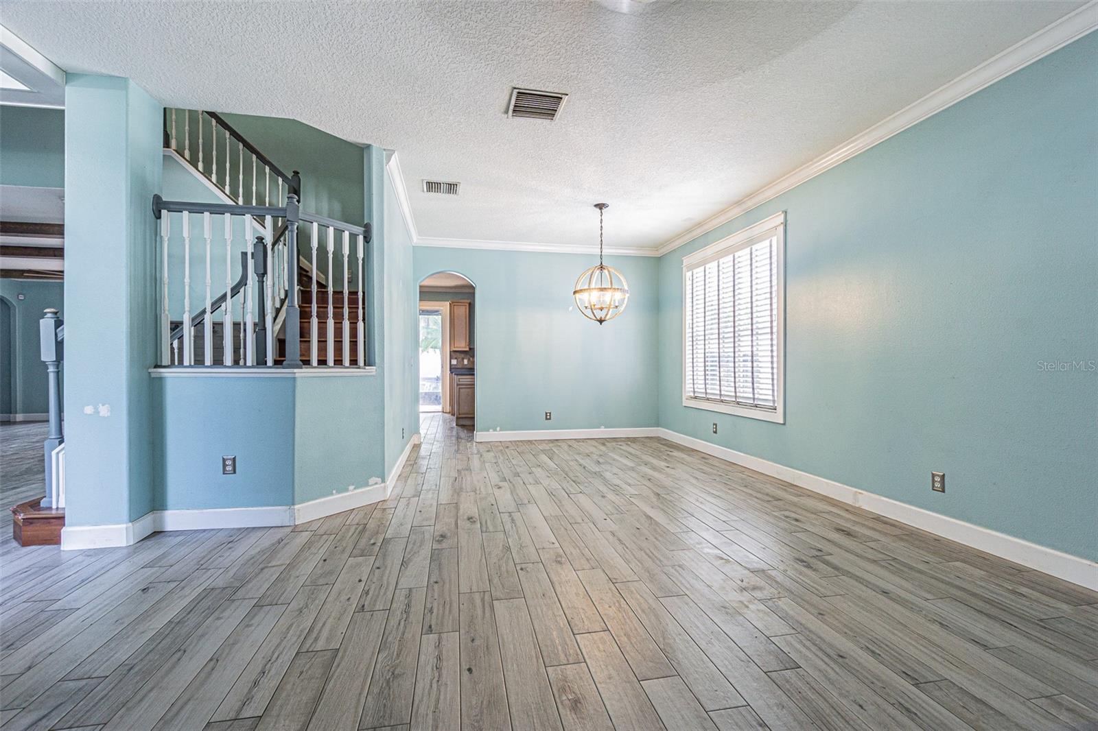 Image 19 of 51 For 2807 Windcrest Oaks Court