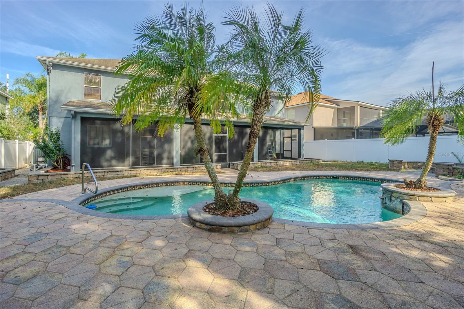 Image 35 of 51 For 2807 Windcrest Oaks Court