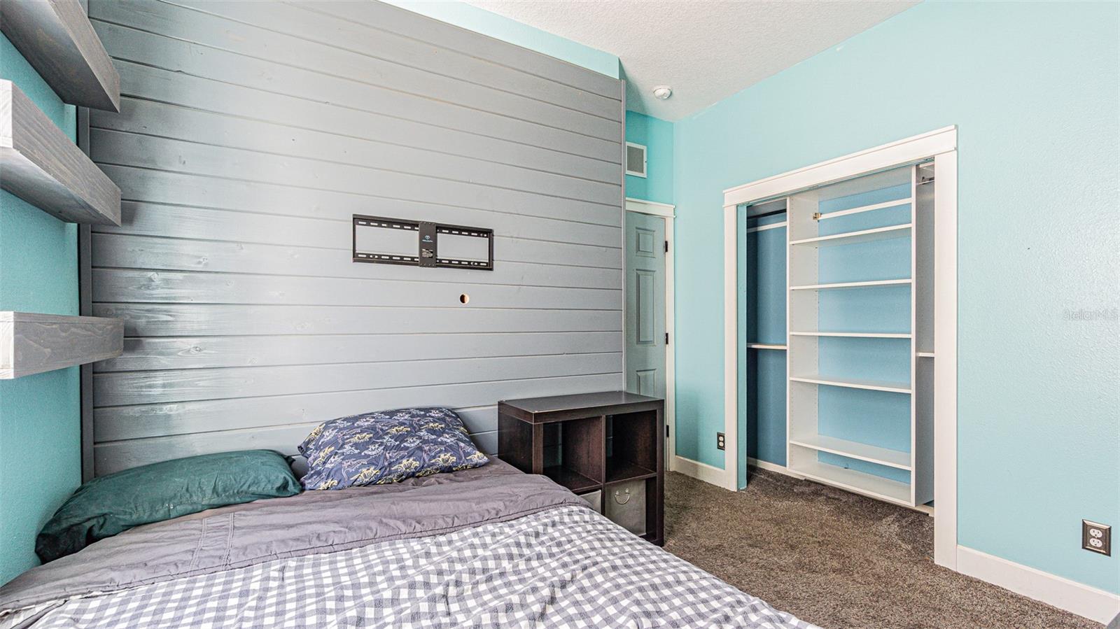 Image 41 of 51 For 2807 Windcrest Oaks Court