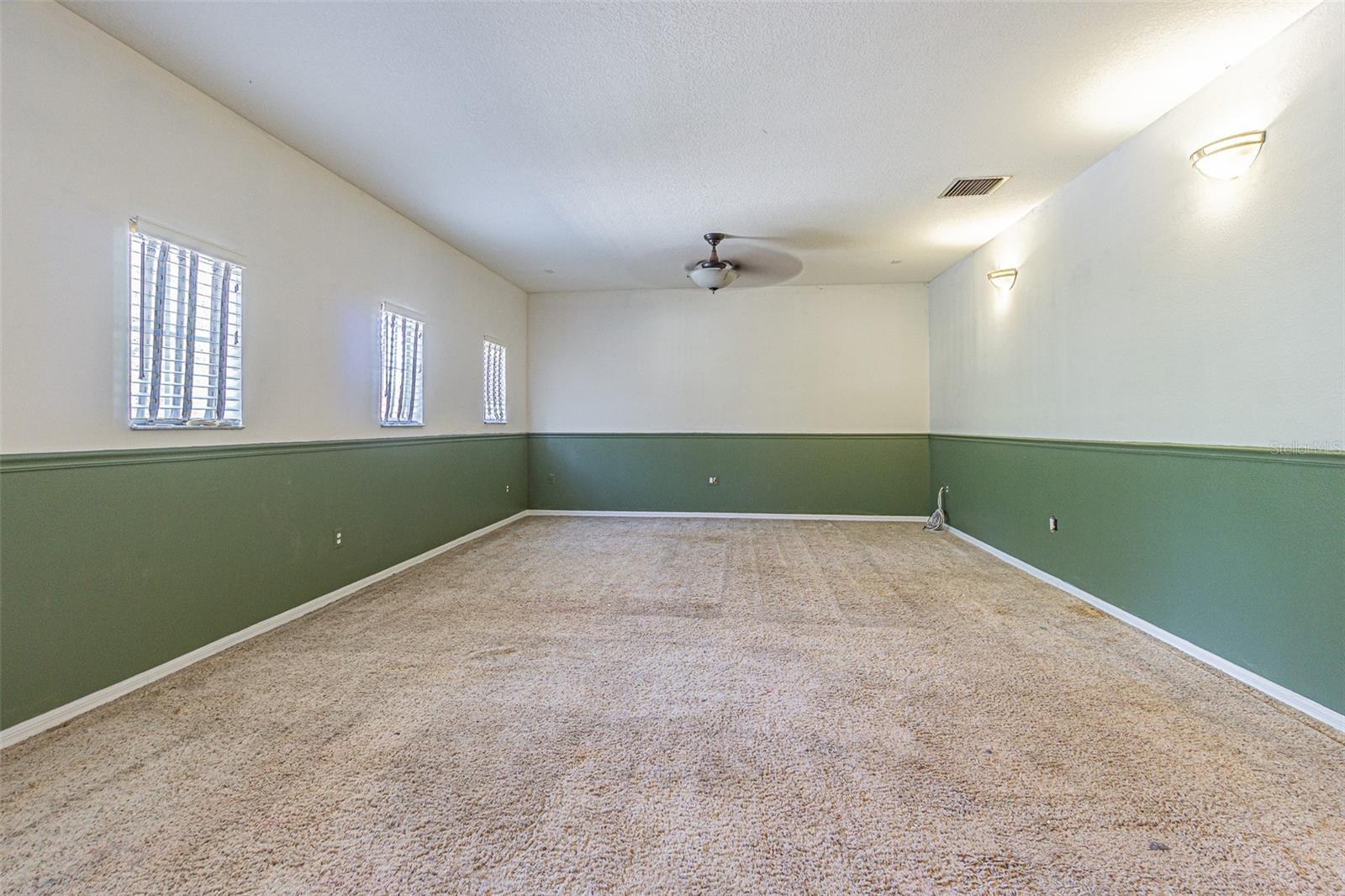 Image 45 of 51 For 2807 Windcrest Oaks Court