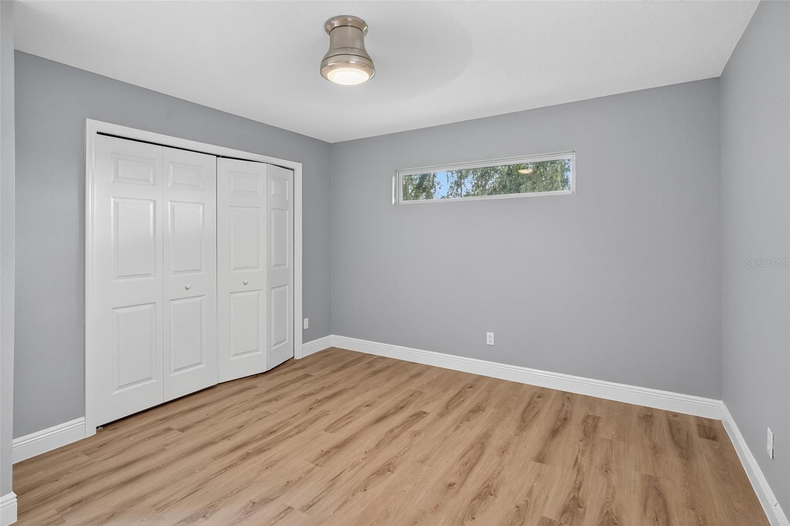 Image 14 of 19 For 12909 Star Country Lane B