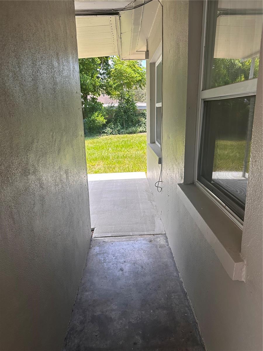 Image 11 of 13 For 2261 Curlew Road