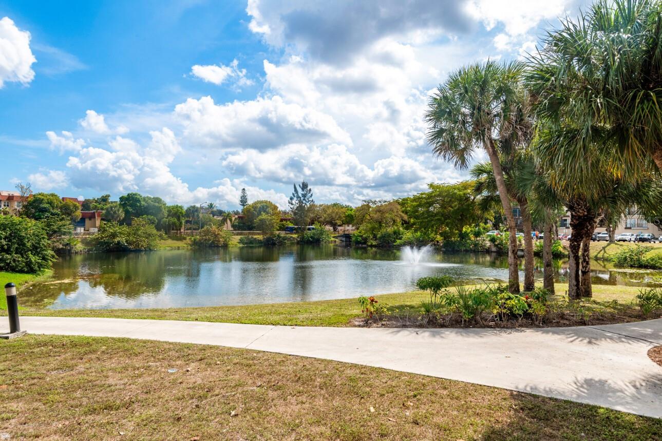 Image 13 of 14 For 5961 Falls Circle Drive 411