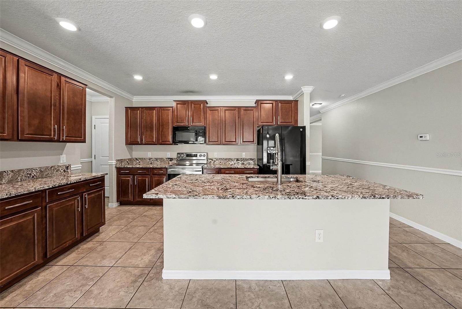 Image 12 of 36 For 10657 Standing Stone Dr