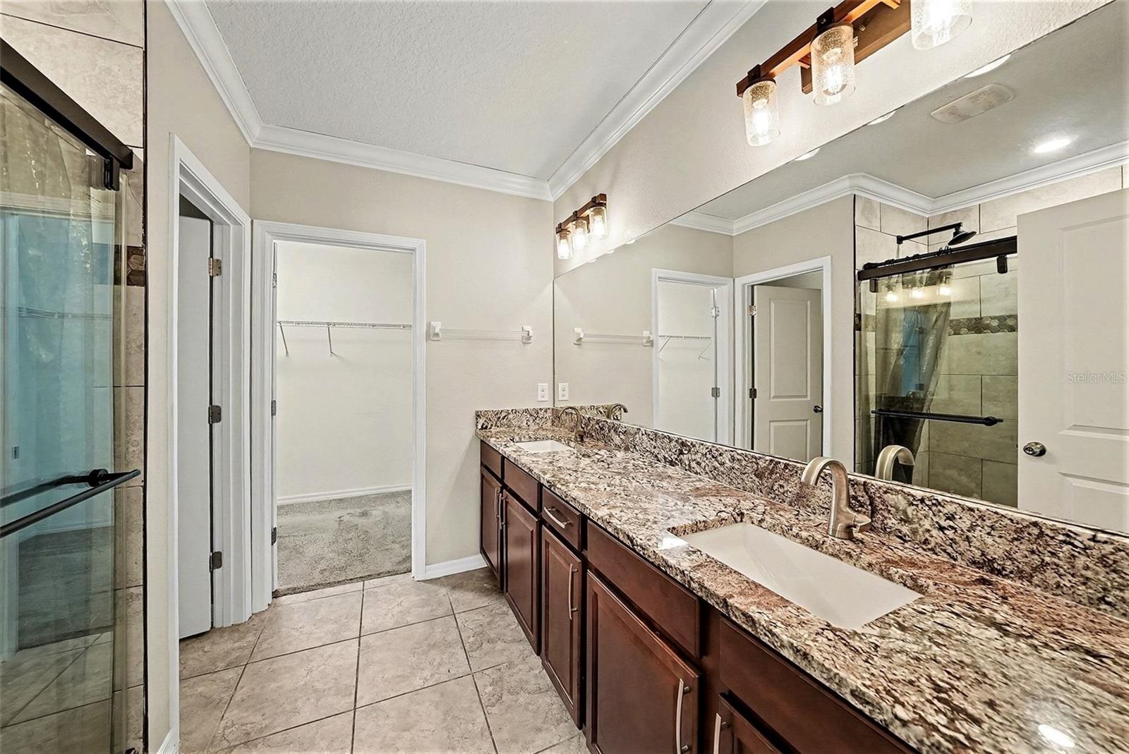 Image 19 of 36 For 10657 Standing Stone Dr