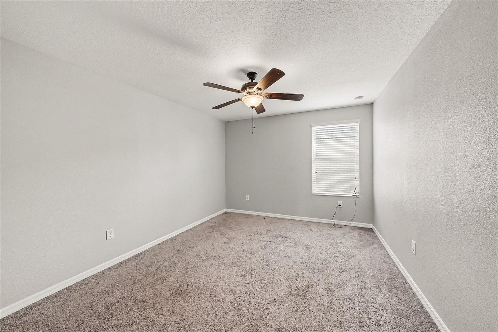 Image 22 of 36 For 10657 Standing Stone Dr