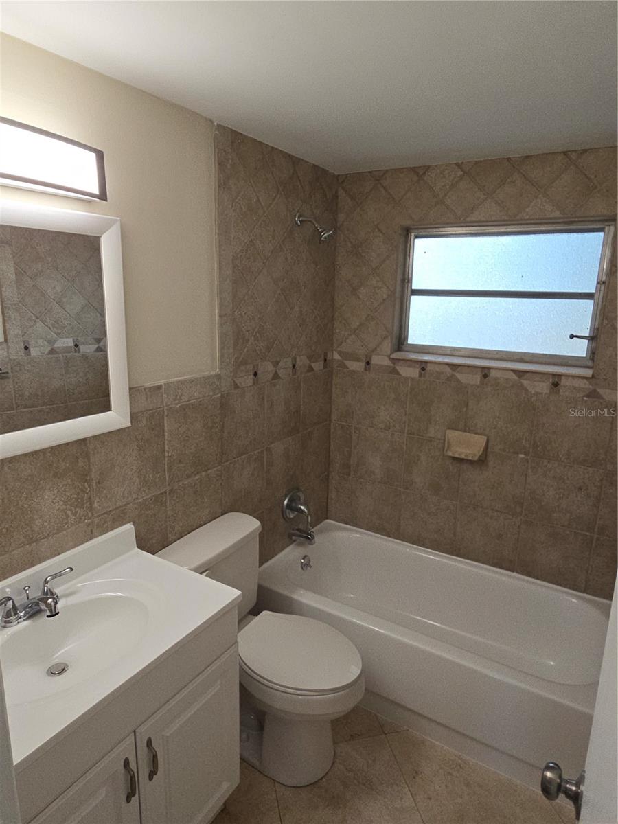 Image 14 of 18 For 2520 Limewood Drive