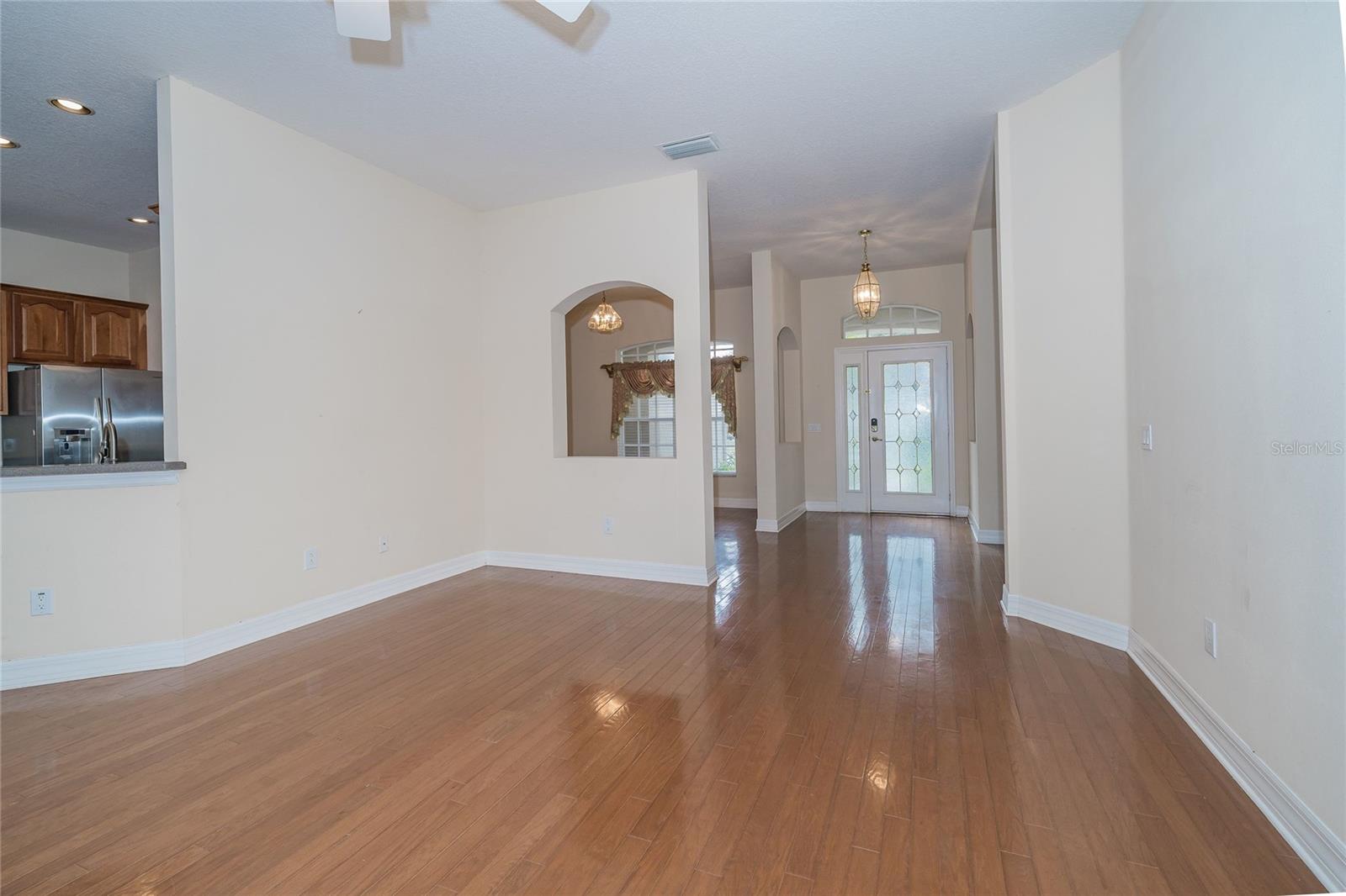 Image 10 of 35 For 19027 Dove Creek Drive