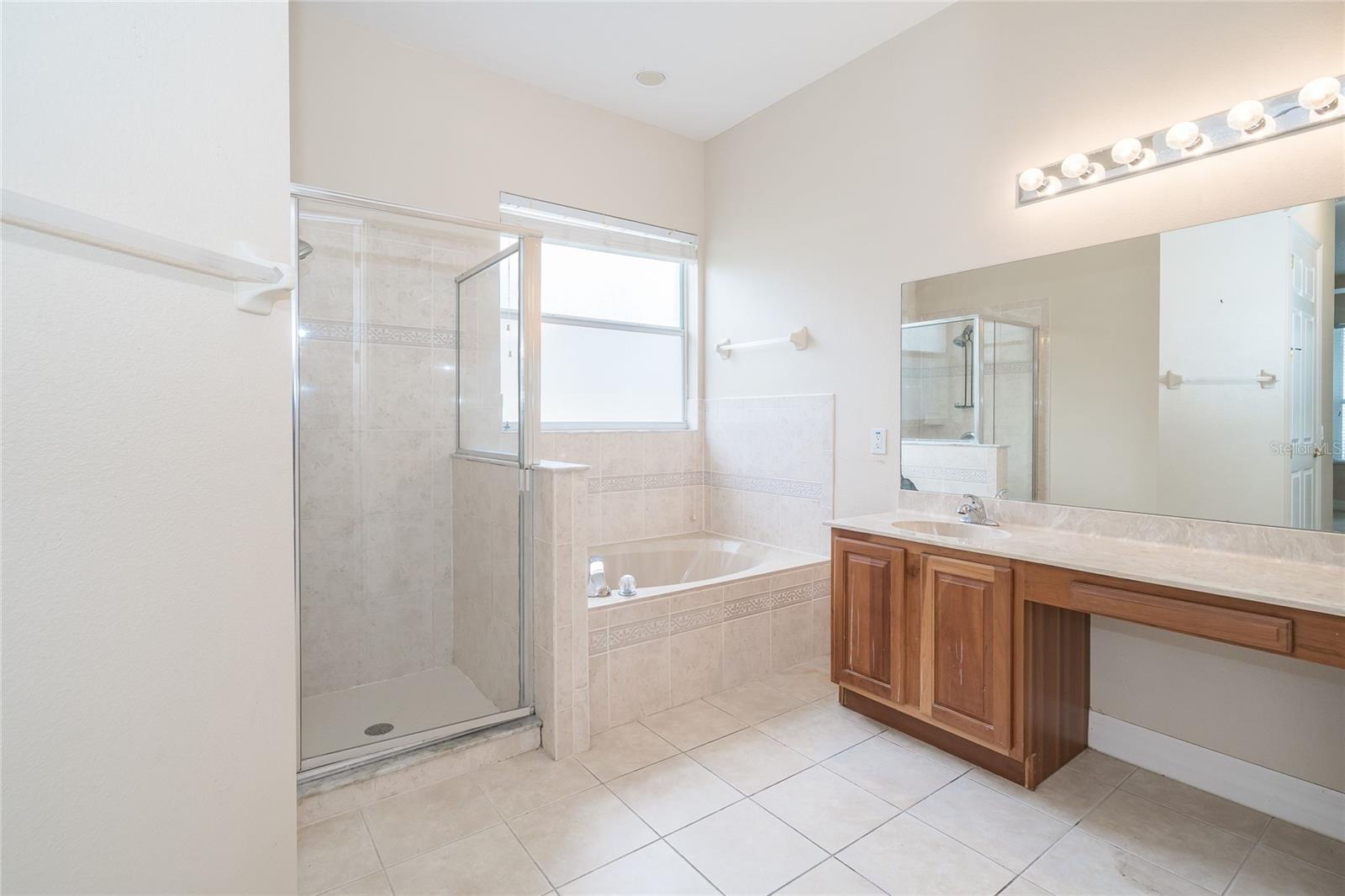 Image 20 of 35 For 19027 Dove Creek Drive