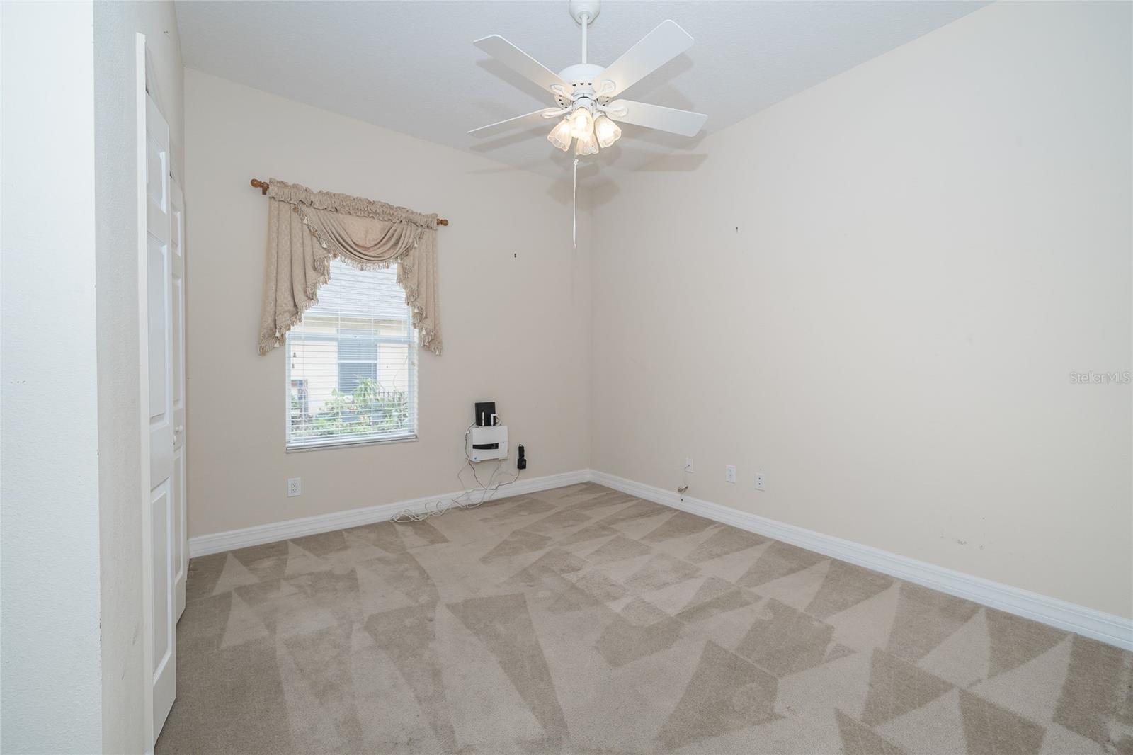 Image 23 of 35 For 19027 Dove Creek Drive