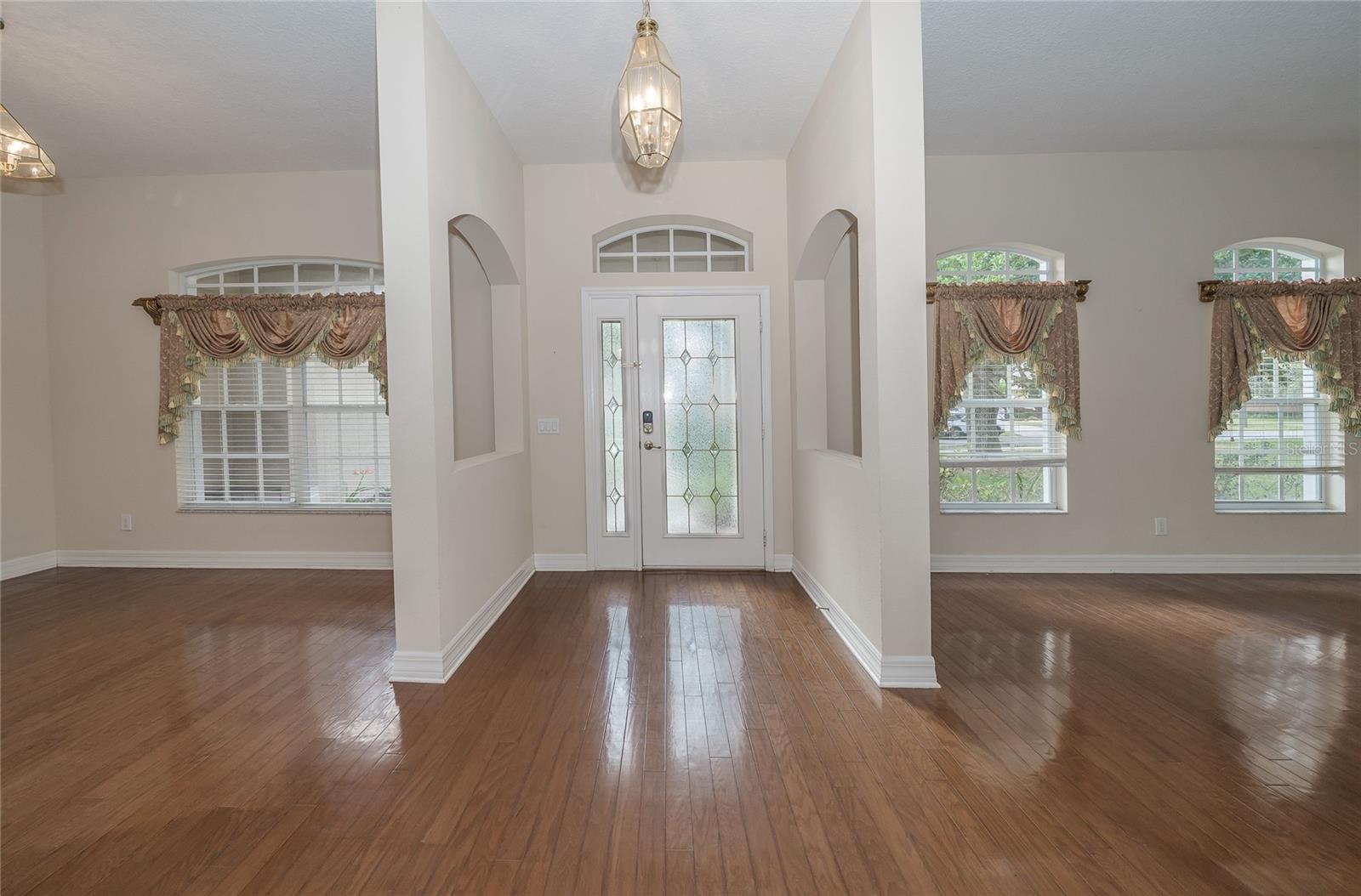 Image 4 of 35 For 19027 Dove Creek Drive