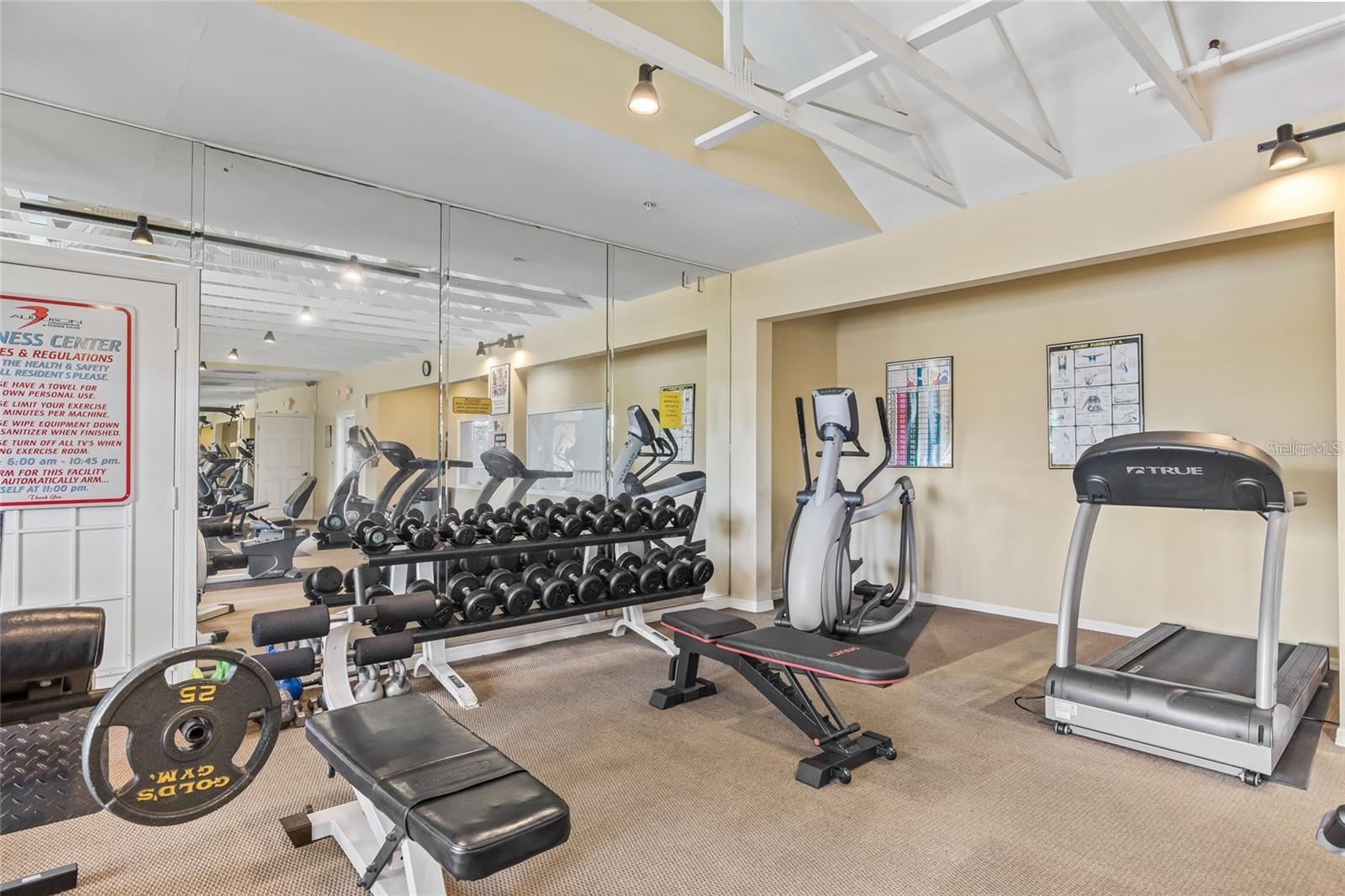 Image 30 of 39 For 2400 Feather Sound Drive 522